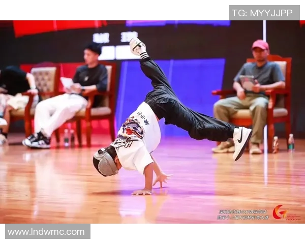 街舞盛宴:深入解析深圳街舞队的独特战术与风格